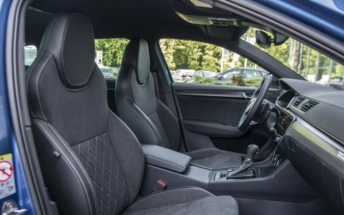 Skoda Superb cena 177900 przebieg: 5, rok produkcji 2024 z Borne Sulinowo małe 379